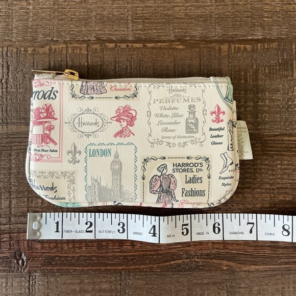 Harrods London Print Coin/Money Pouch 6x4” - Picture 3 of 4